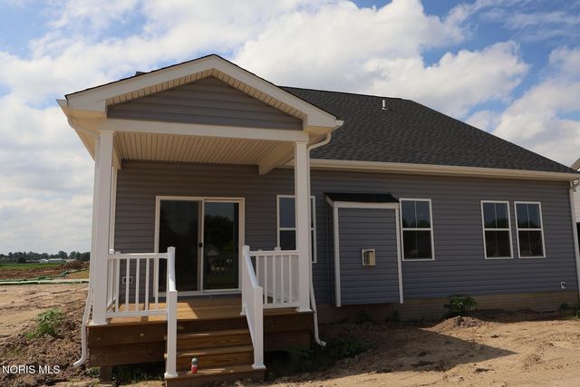 7748 Hank Drive, Holland, OH 43528