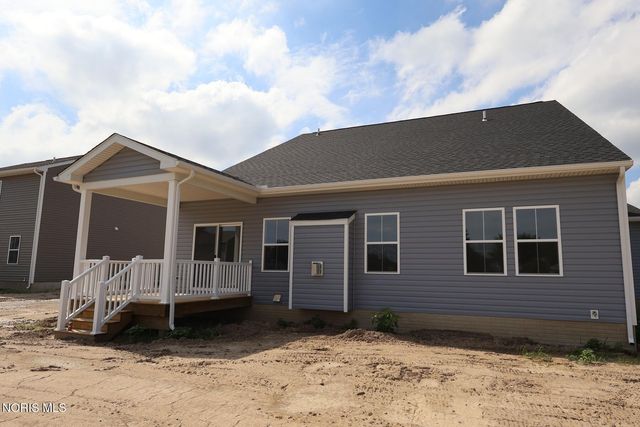 7748 Hank Drive, Holland, OH 43528