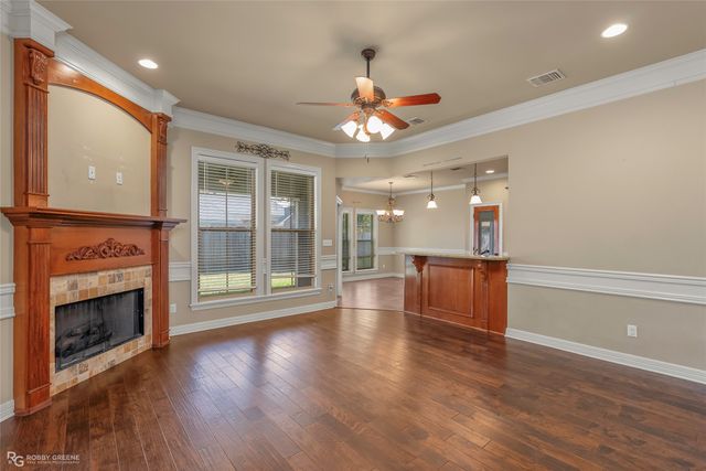 613 Alder Lane, Bossier City, LA 71111