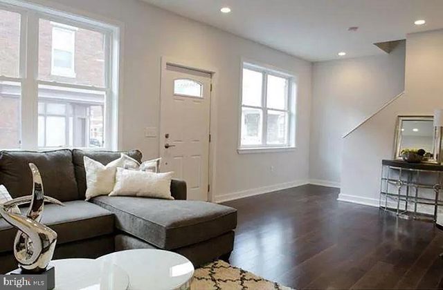 2991 LIVINGSTON ST, Philadelphia, PA 19134