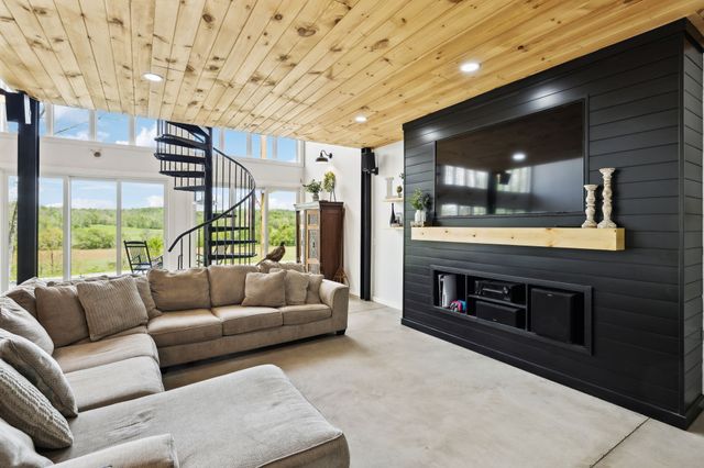 13128 Highway 49, Erin, TN 37061