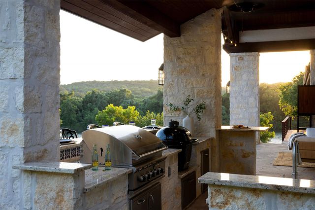 15016 Flat Top Ranch RD, Austin, TX 78732