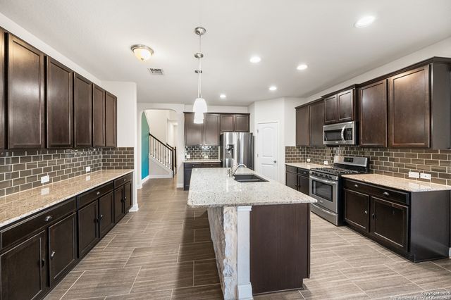 5903 Carriage, San Antonio, TX 78261