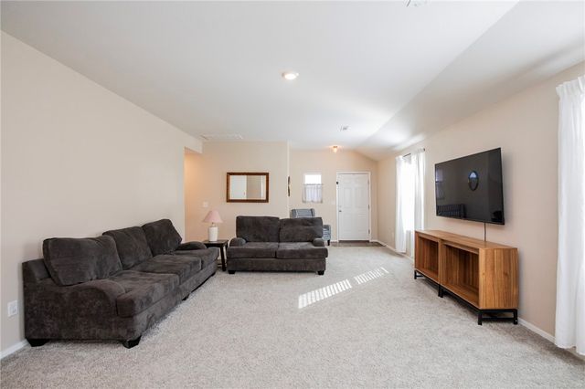 2112 E Annette Drive, Siloam Springs, AR 72761