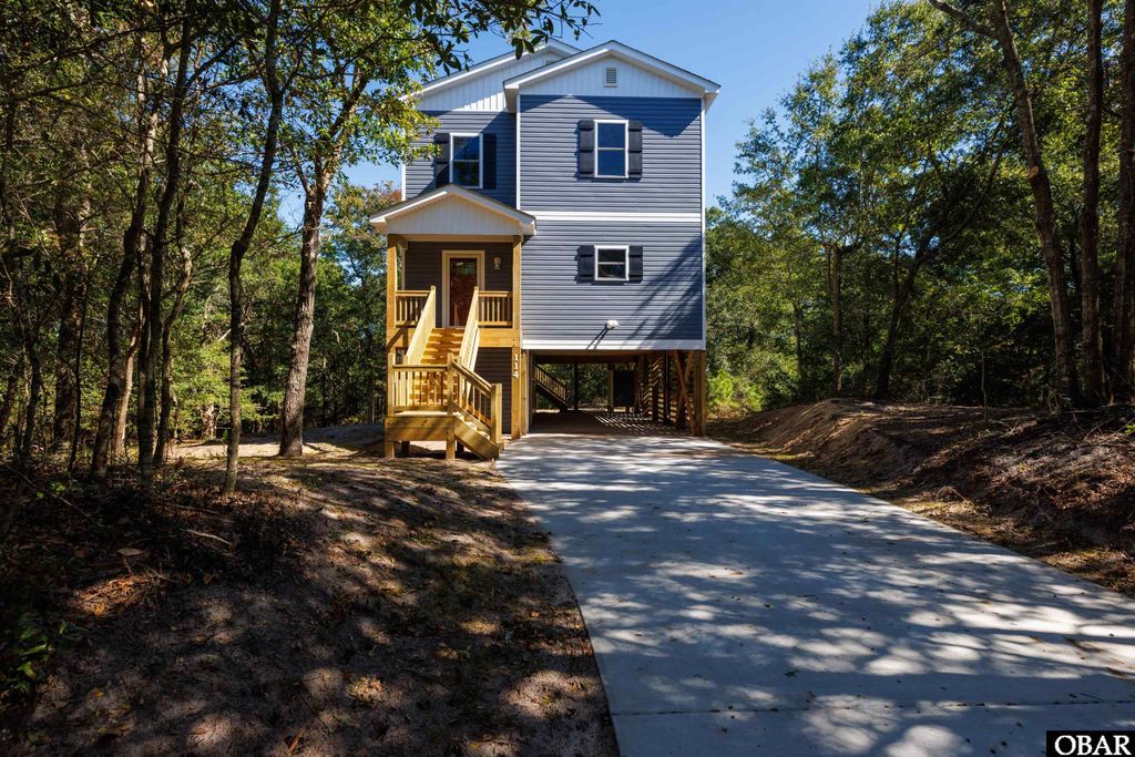 Image 1 of property listing at 114 Prince Charles Court Lot 12, Kill Devil Hills, NC 29748