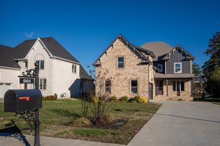 908 Empire Blvd, Murfreesboro, TN 37130