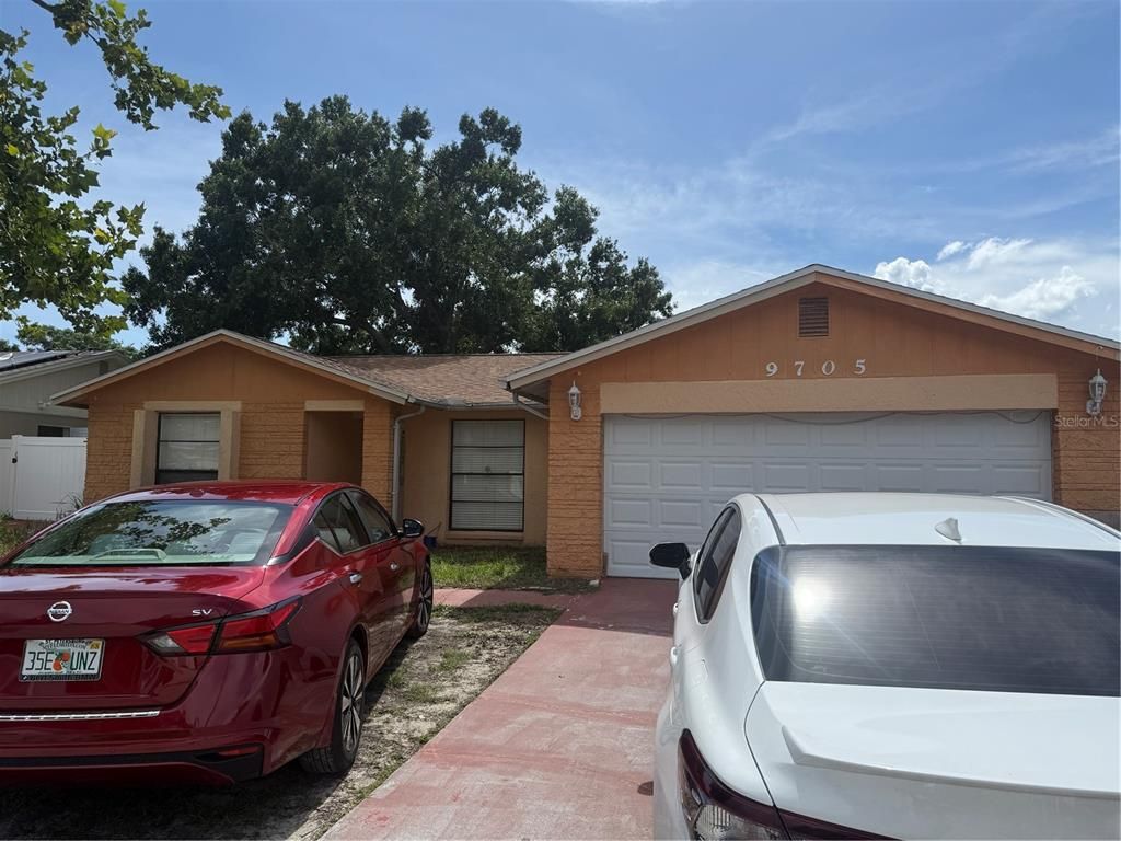 9705 KINGSBURGH COURT, Tampa, FL 33615