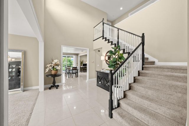 951 Anvil Cir, Rocklin, CA 95765