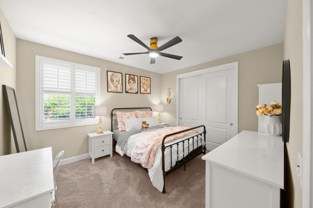 951 Anvil Cir, Rocklin, CA 95765