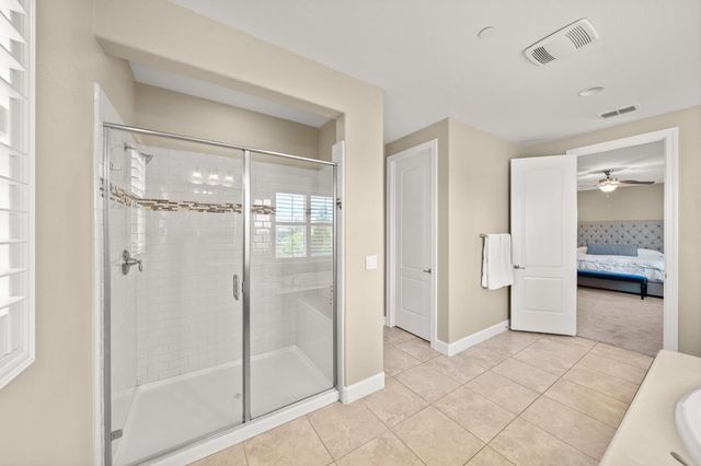 951 Anvil Cir, Rocklin, CA 95765