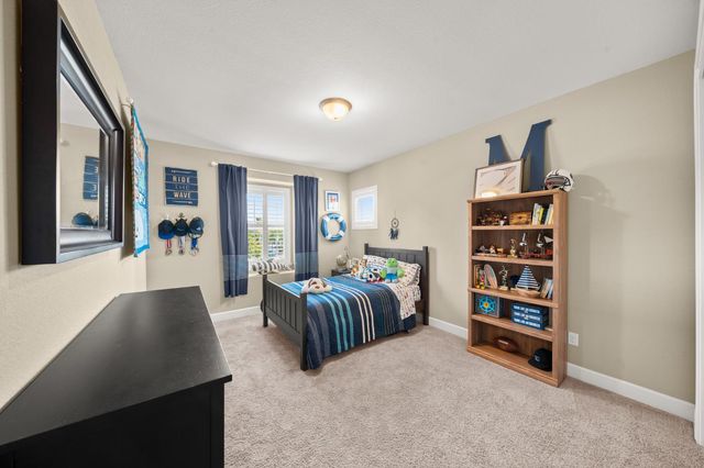 951 Anvil Cir, Rocklin, CA 95765