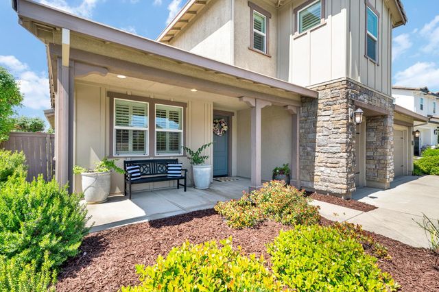 951 Anvil Cir, Rocklin, CA 95765