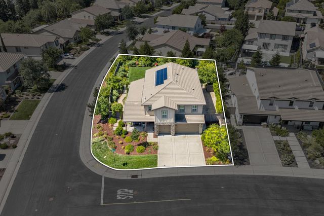 951 Anvil Cir, Rocklin, CA 95765