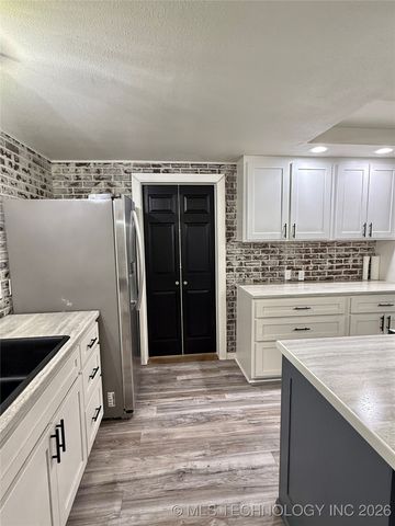 1210 NE 8th Street, Wagoner, OK 74467