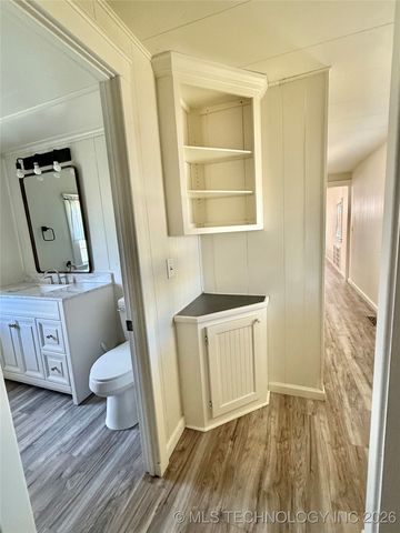 1210 NE 8th Street, Wagoner, OK 74467