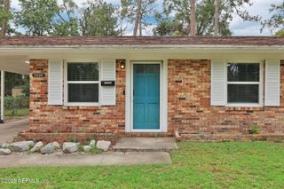 2480 DRAKE Avenue, Jacksonville, FL 32218