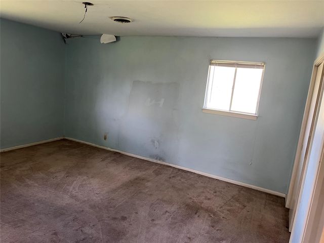 419 Lee Avenue, Jones Creek, TX 77541