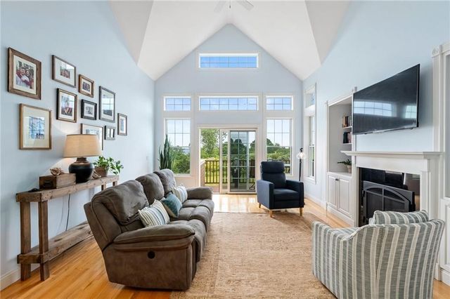 83 Waters Edge Street 24, Tiverton, RI 02878