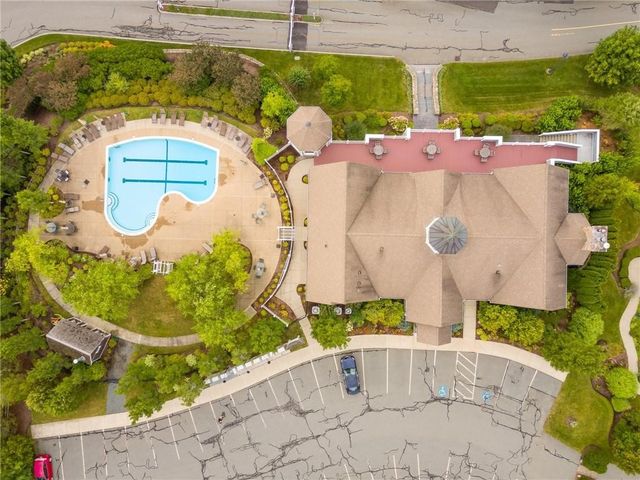 83 Waters Edge Street 24, Tiverton, RI 02878