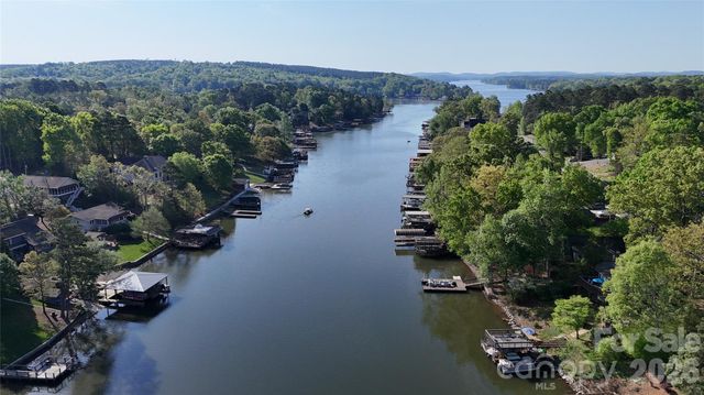 257 Rolling View Drive, New London, NC 28127