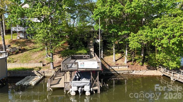 257 Rolling View Drive, New London, NC 28127