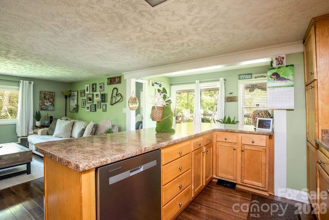 257 Rolling View Drive, New London, NC 28127