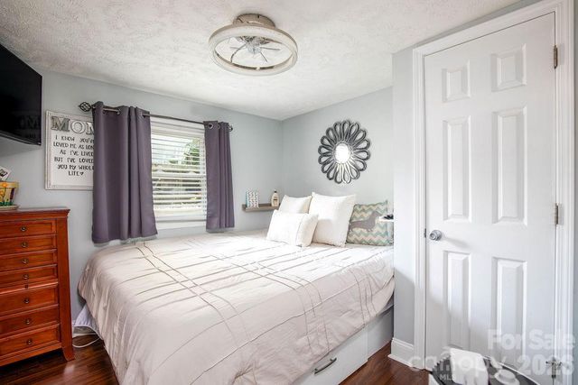 257 Rolling View Drive, New London, NC 28127