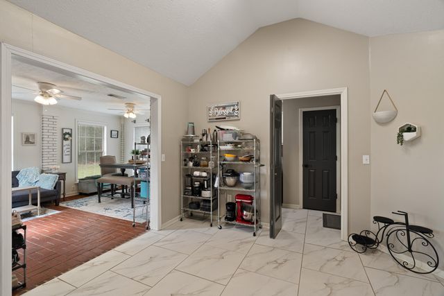 537 Parkview Cove, Richland, MS 39218