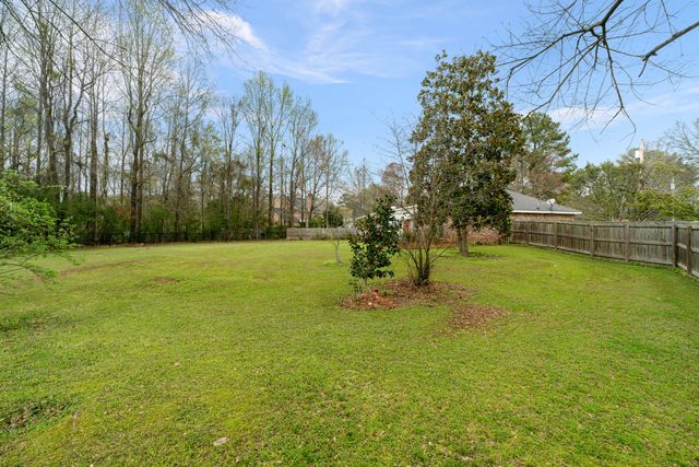 537 Parkview Cove, Richland, MS 39218
