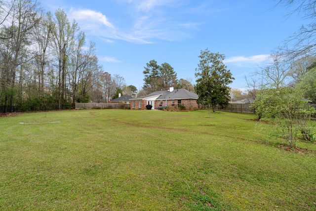 537 Parkview Cove, Richland, MS 39218