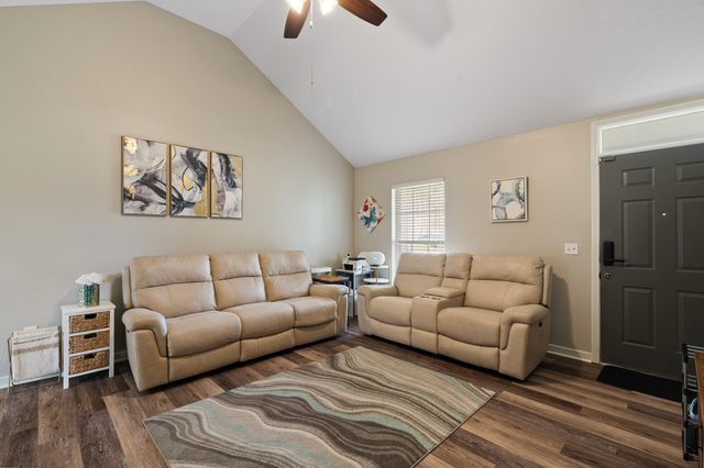 537 Parkview Cove, Richland, MS 39218