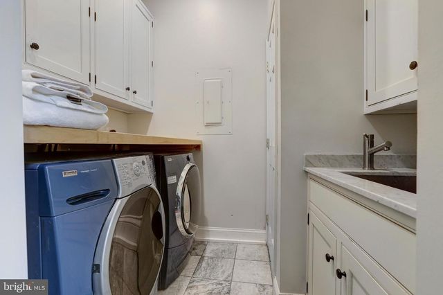 1007 N CALVERT ST, Baltimore, MD 21202