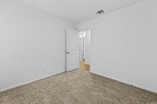 16055 Mahogany Way, Elmendorf, TX 78112