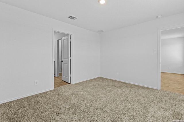 16055 Mahogany Way, Elmendorf, TX 78112