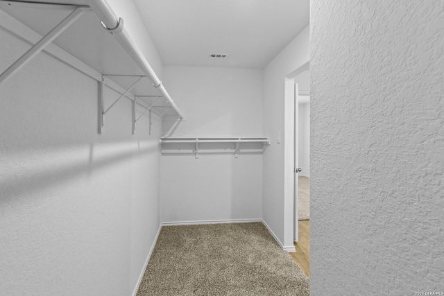 16055 Mahogany Way, Elmendorf, TX 78112