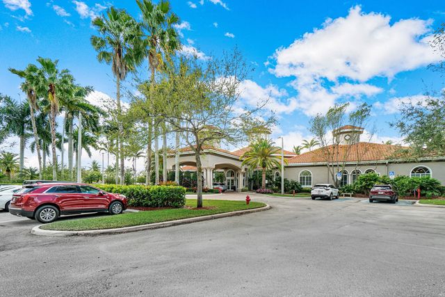 8240 Parini Way, Lake Worth, FL 33467