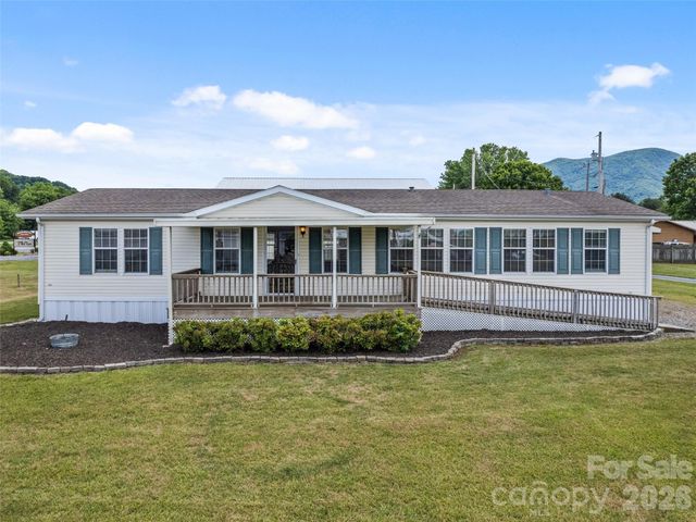 25 Lester Lane, Waynesville, NC 28785