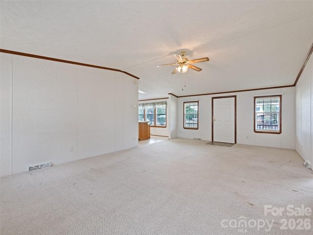 25 Lester Lane, Waynesville, NC 28785