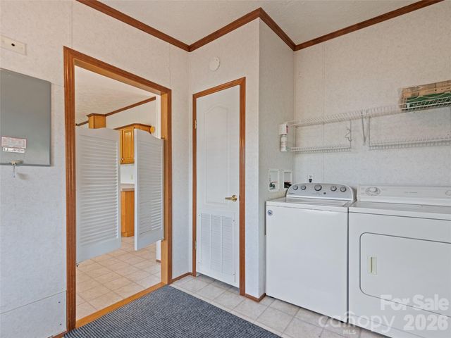 25 Lester Lane, Waynesville, NC 28785