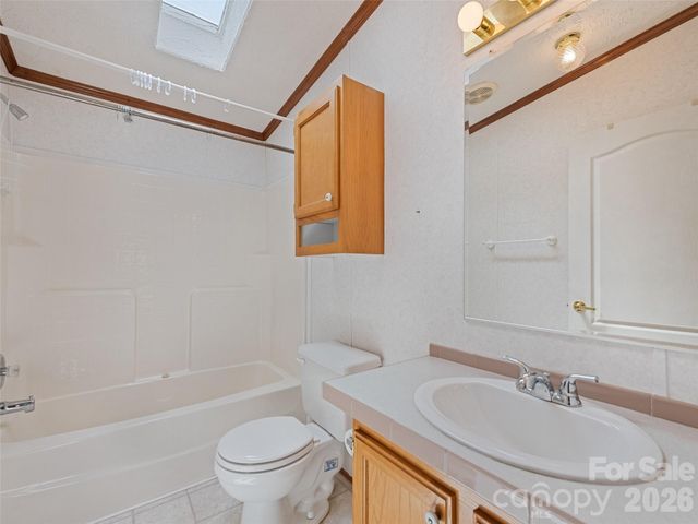 25 Lester Lane, Waynesville, NC 28785