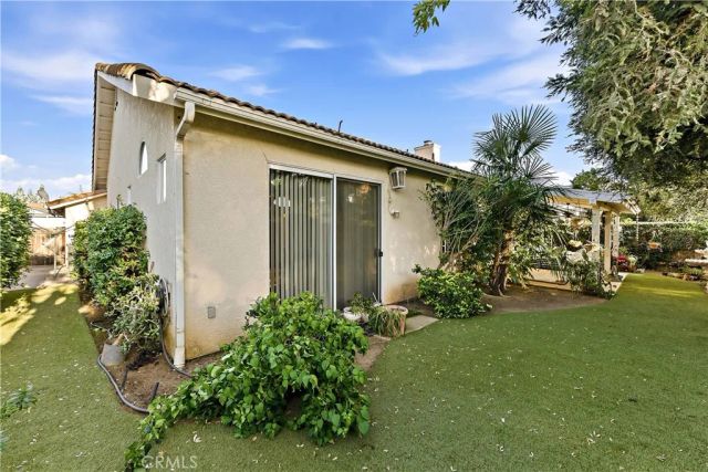 8613 N Whitney, Fresno, CA 93720