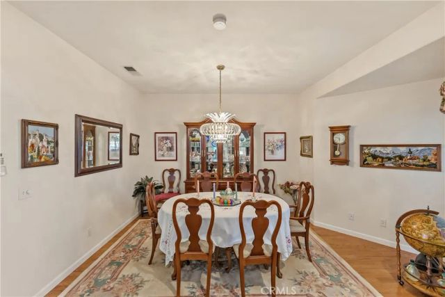 8613 N Whitney, Fresno, CA 93720