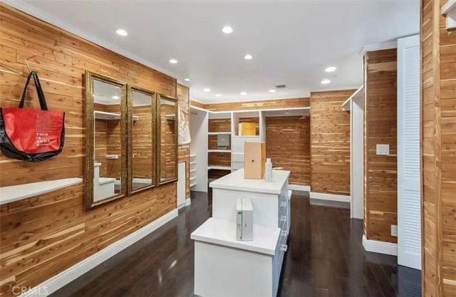24907 Marbella Court, Calabasas, CA 91302