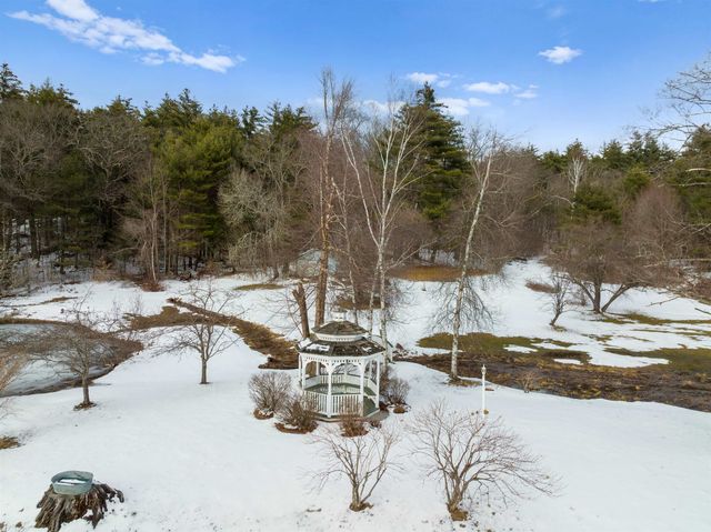 67 Pleasant View Road, Bradford, NH 03221