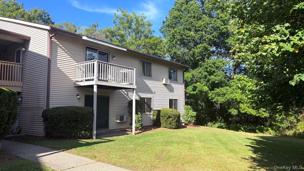 384 Concord Lane, Middletown, NY 10940