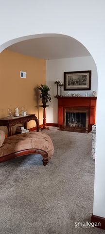 221 S Woodhams Street, Plainwell City, MI 49080