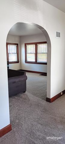 221 S Woodhams Street, Plainwell City, MI 49080