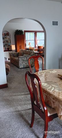 221 S Woodhams Street, Plainwell City, MI 49080