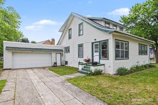 221 S Woodhams Street, Plainwell City, MI 49080