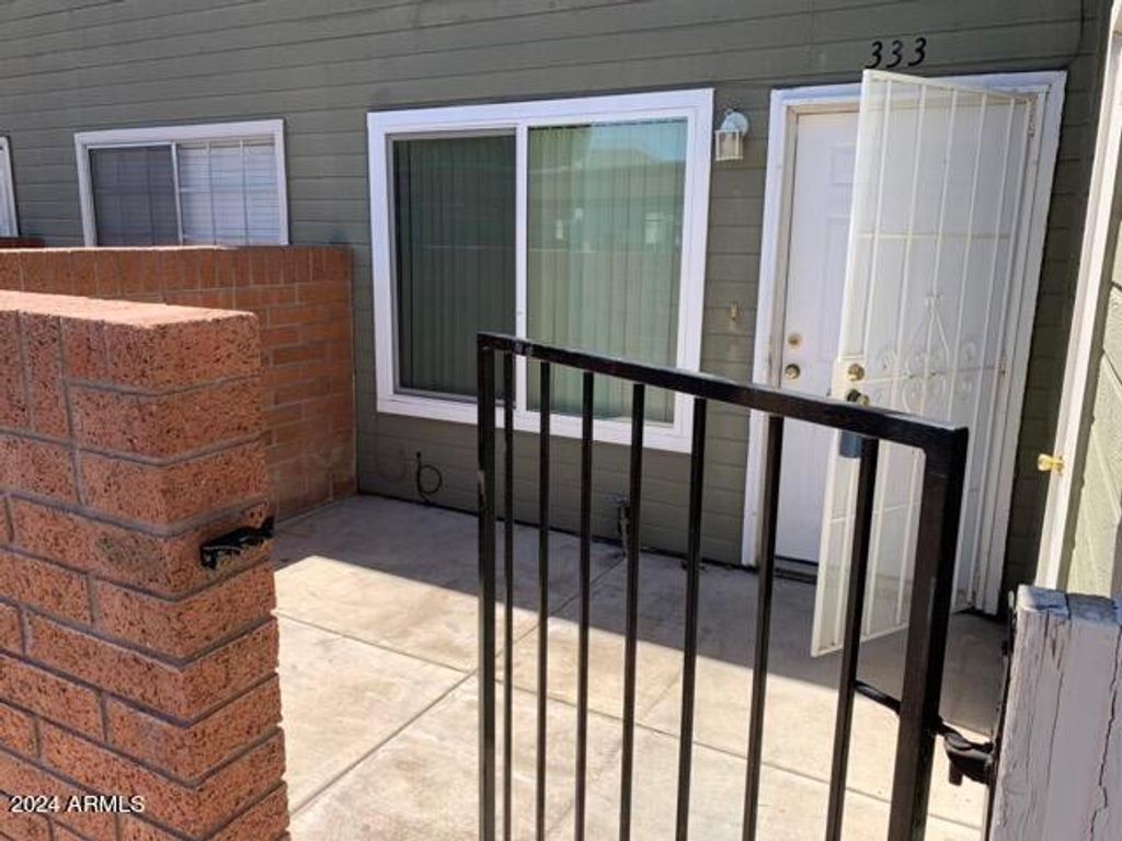 2301 E University Drive Unit 333, Mesa, AZ 85213